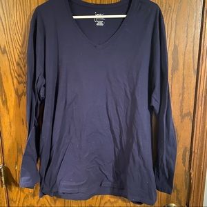 Navy long sleeve t-shirt